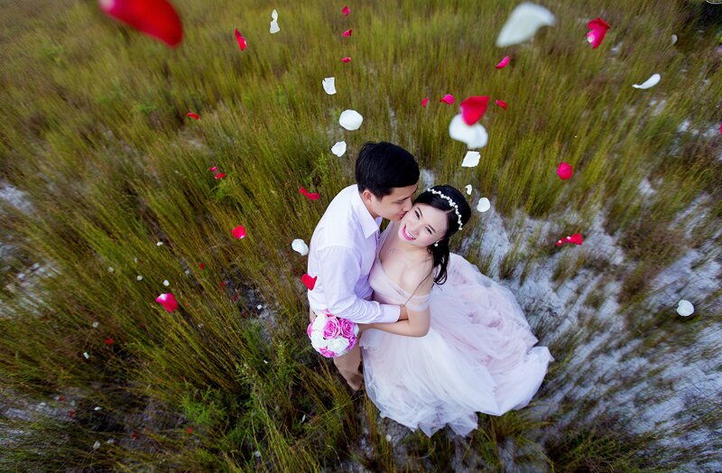 cho thue ao cuoi gia re
